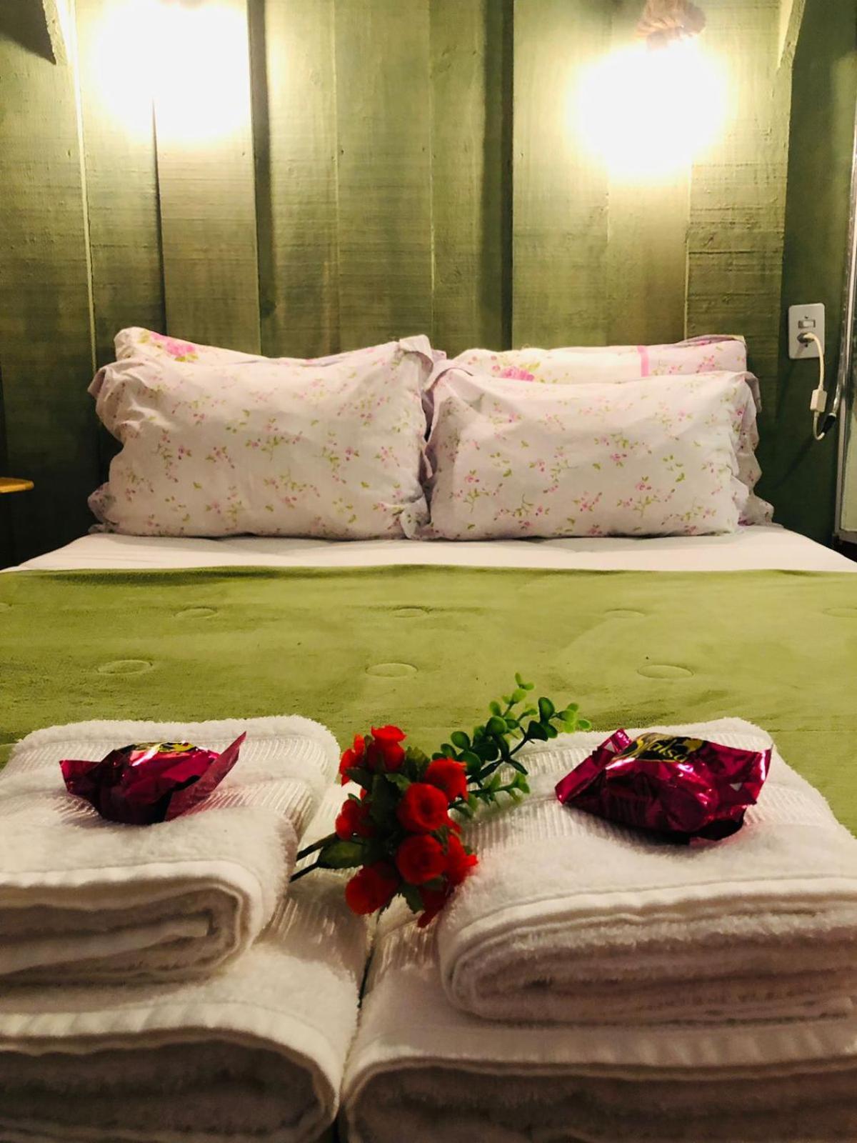 Little Cabana Com Hidromassagem กังโปสดูจอร์เดา ภายนอก รูปภาพ